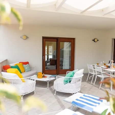 Holidays - Rimediu Apartman Orosei