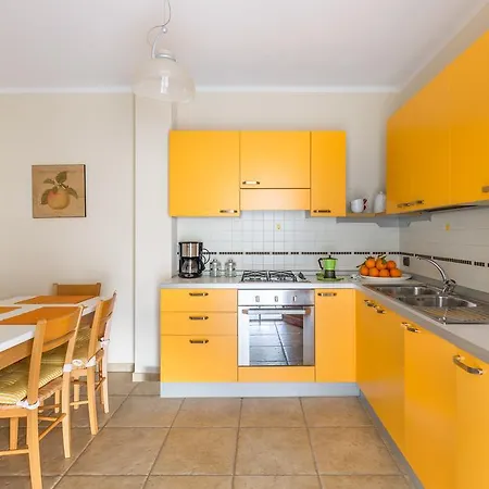 Apartament Holidays - Rimediu *